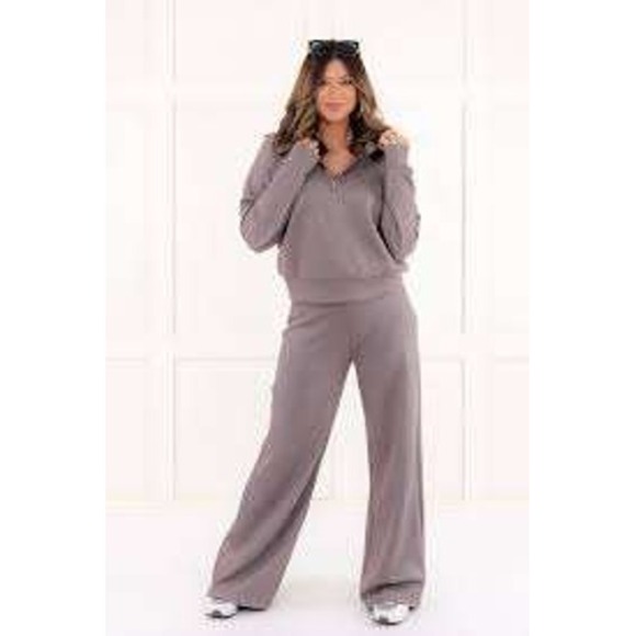 NWT SPANX Air Essentials Chill Out Jumpsuit in Smoke Large...